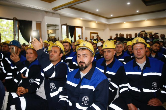 Bakan Fatih Dönmez, Eskişehir'de işçilere hitap etti: