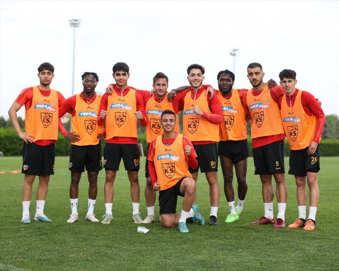 Kayserispor, Fatih Karagümrük maçı hazırlıklarına başladı