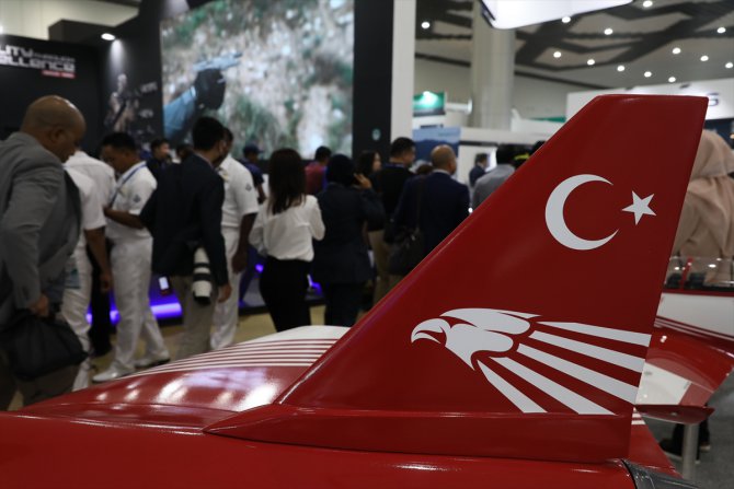Türkiye'nin milli kanatları ihracata uçuyor