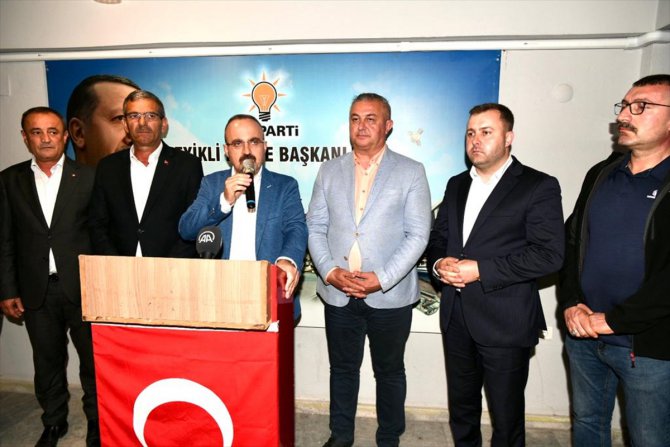 AK Parti Grup Başkanvekili Turan, Çanakkale'de sandık başkanları toplantısında konuştu: