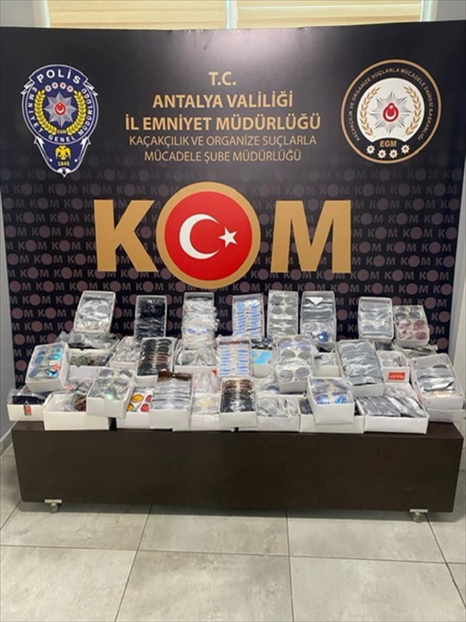 Antalya'da kaçakçılık operasyonunda 6 şüpheli yakalandı