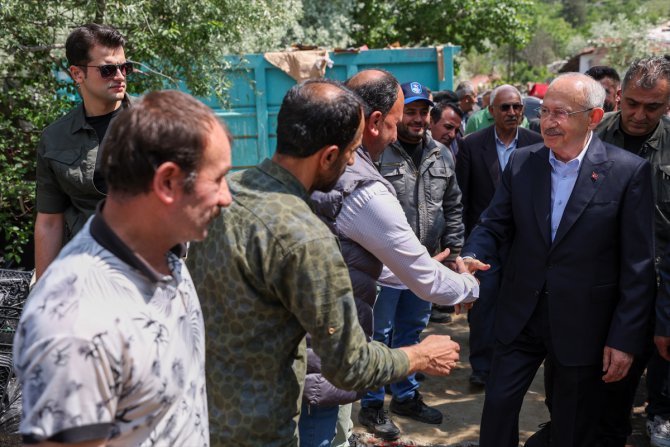 Cumhurbaşkanı adayı ve CHP Genel Başkanı Kılıçdaroğlu, geri dönüşüm işçileriyle buluştu: