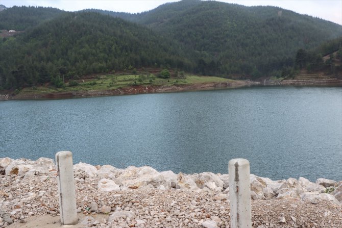 Hazine ve Maliye Bakanı Nebati, Güzelyayla Göleti'nde incelemede bulundu:
