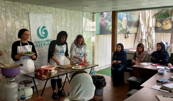 İranlı kadınlar, Türk Mutfağı Haftası'nda Kayseri yemeklerini öğrendi