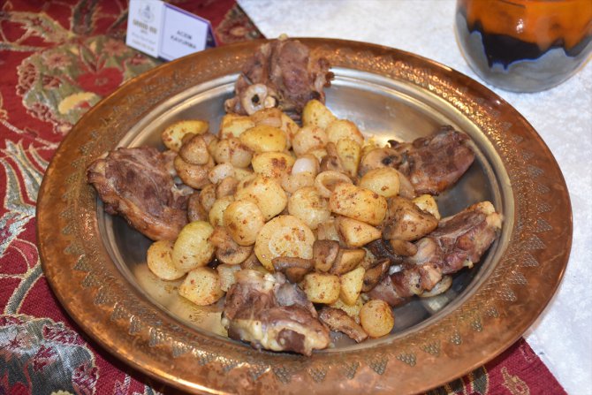 Kars'ta Türk Mutfağı Haftası'nda yöresel yemekler tanıtıldı