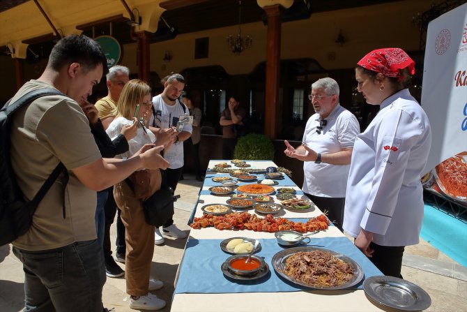 Çorum'da Türk Mutfağı Haftası kapsamında yöresel yemekler tanıtıldı