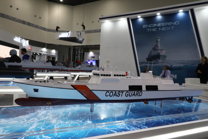 Milli askeri gemiler yeni ihracat başarısı kovalıyor