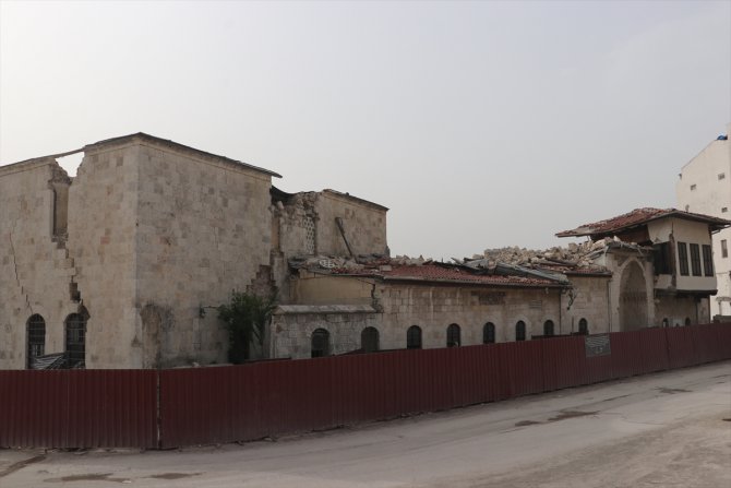 Hatay ve Osmaniye'de depremde zarar gören vakıf eserler onarılıyor