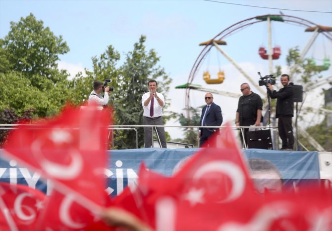 İBB Başkanı İmamoğlu Arnavutköy'de vatandaşlarla bir araya geldi