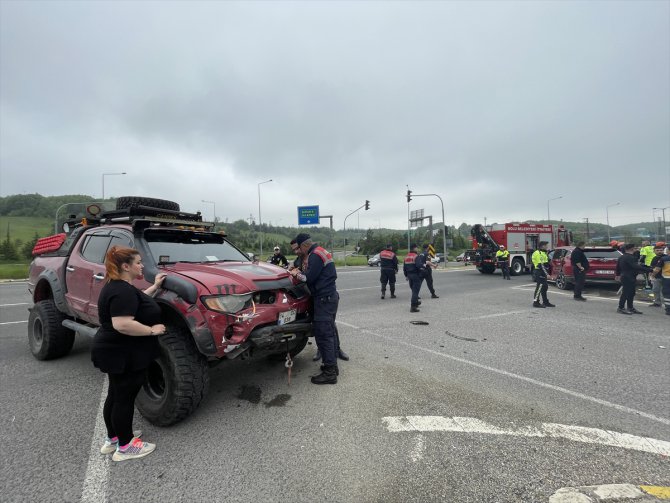 Bolu'da arazi aracıyla cip çarpıştı, bir kişi öldü, bir kişi yaralandı