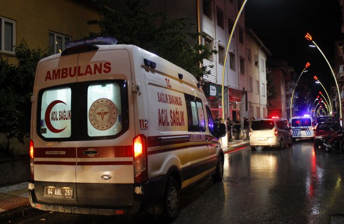 Uşak'ta silahlı kavgada 1 kişi öldü, 1 kişi yaralandı