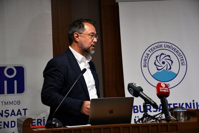 Bursa'da "Kahramanmaraş Depremleri Analizi ve Yapılarda Malzeme Kaynaklı Hasarlar Semineri" düzenlendi