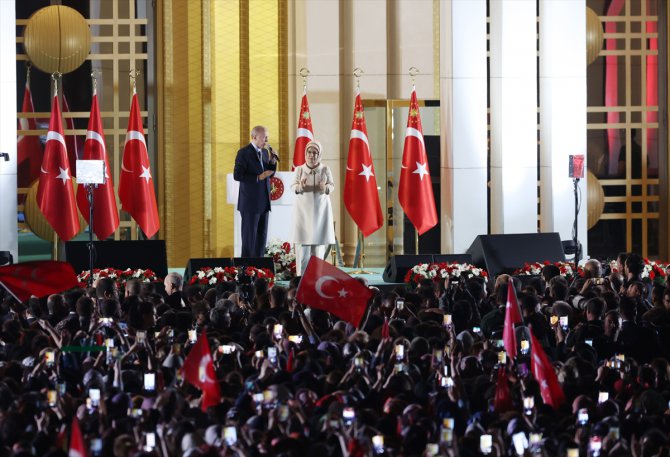 Cumhurbaşkanı Erdoğan, Cumhurbaşkanlığı Külliyesi'nde vatandaşlara hitap etti: (3)