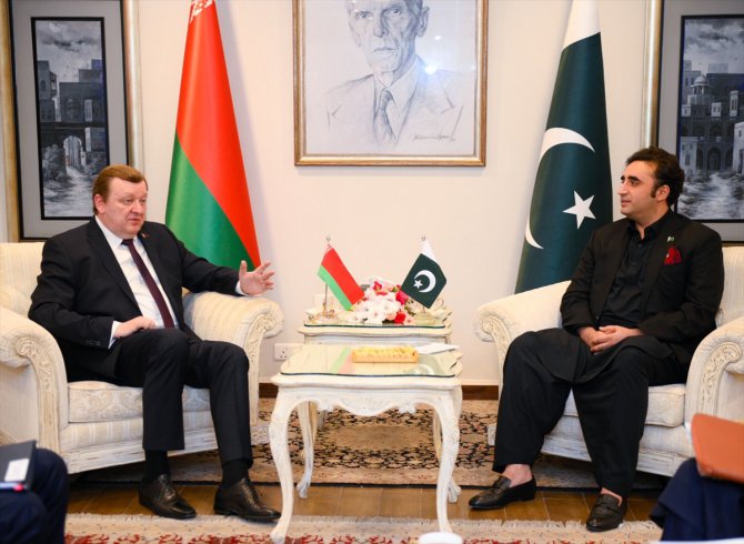Pakistan ve Belarus ekonomik ve teknolojik işbirliğini artırmada mutabık