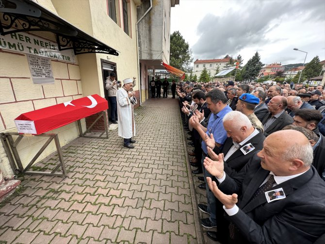 İstanbul'da 95 yaşında vefat eden Kore gazisi Karabük'te defnedildi