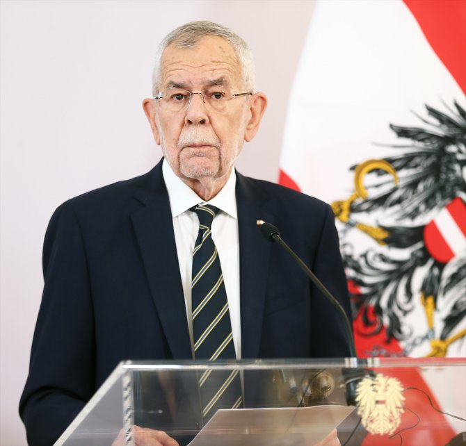 Avusturya ve Çekya Cumhurbaşkanları, savunma sanayisindeki işbirliğini görüştü