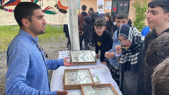Bolu'da öğrencilere böceklerle ekoloji eğitimi verildi