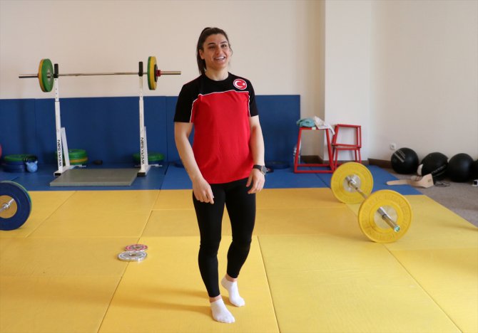 Görme engelli milli judocu Zeynep Çelik, olimpiyat altınına odaklandı: