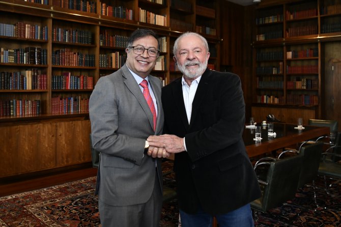 Kolombiya Cumhurbaşkanı Petro, Brezilya Devlet Başkanı Lula da Silva ile görüştü