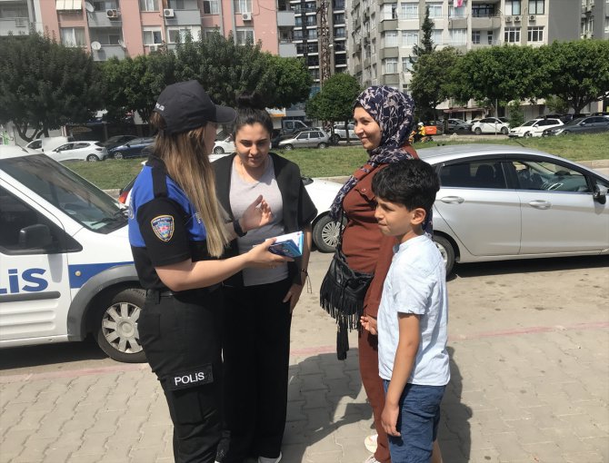 Adana'da polis yardım bahanesiyle dolandırıcılığa karşı vatandaşı uyardı