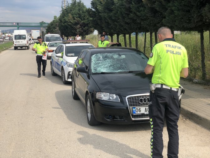 Bursa'da otomobilin çarptığı yaya ağır yaralandı