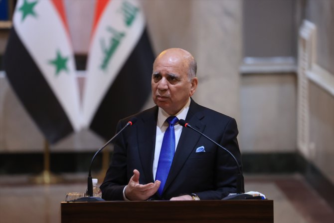 Irak, Suriye'nin yeniden Arap Birliği'ne dönmesinden memnun