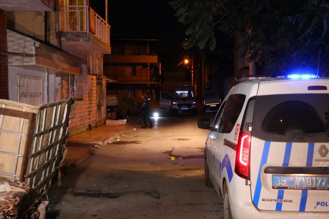 GÜNCELLEME - İzmir'de çıkan silahlı kavgada 1 kişi öldü