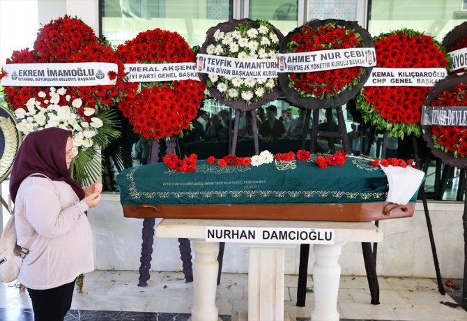 GÜNCELLEME - "Kanto kraliçesi" Nurhan Damcıoğlu, İzmir'de son yolculuğuna uğurlandı