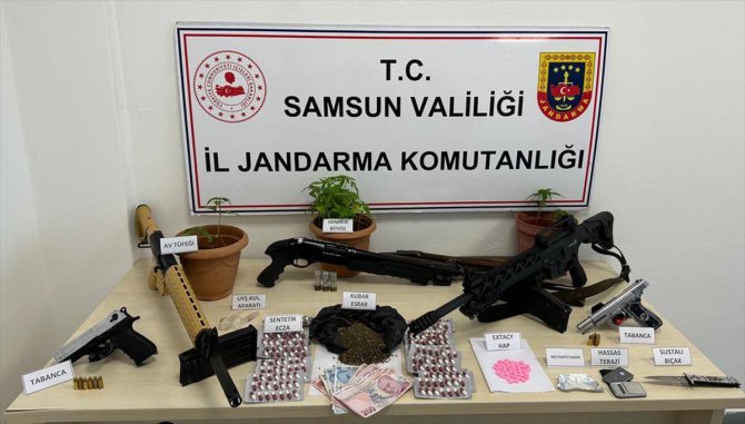 Samsun'da 21 yıl hapis cezası bulunun hükümlü uyuşturucu ile yakalandı