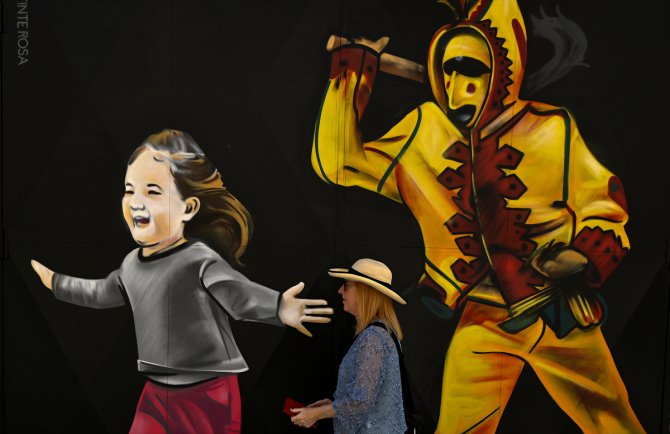 İspanya'nın ilginç festivallerinden "El Colacho" gerçekleştirildi