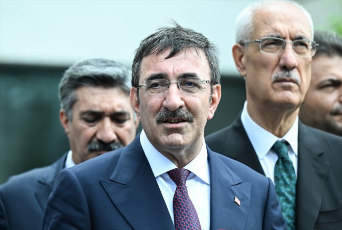 Cumhurbaşkanı Yardımcısı Cevdet Yılmaz AK Parti İstanbul Başkanlığı ziyaretinde konuştu: