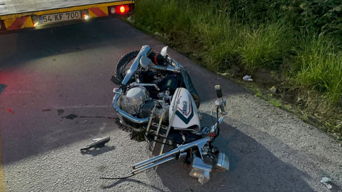 Sakarya'da tır ile çarpışan motosikletin sürücüsü yaşam mücadelesini kaybetti