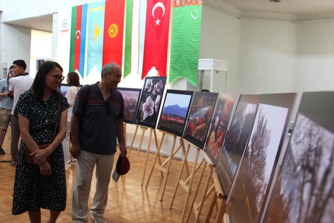 TÜRKSOY’un 30. yılı Kırgızistan'da resim ve kitap sergisi ile kutlandı