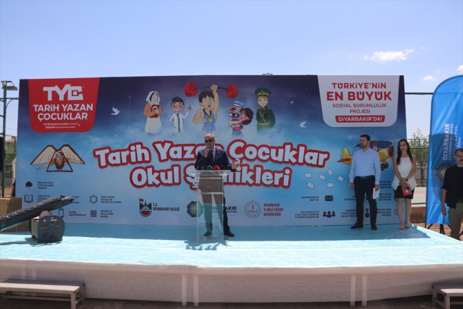 Diyarbakır'da "Tarih Yazan Çocuklar" projesinin final etkinliği düzenlendi