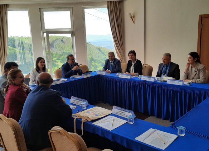 Erzurum'daki "Adli Yargıda Bireysel Başvuru İhlal Kararları" toplantısı sona erdi