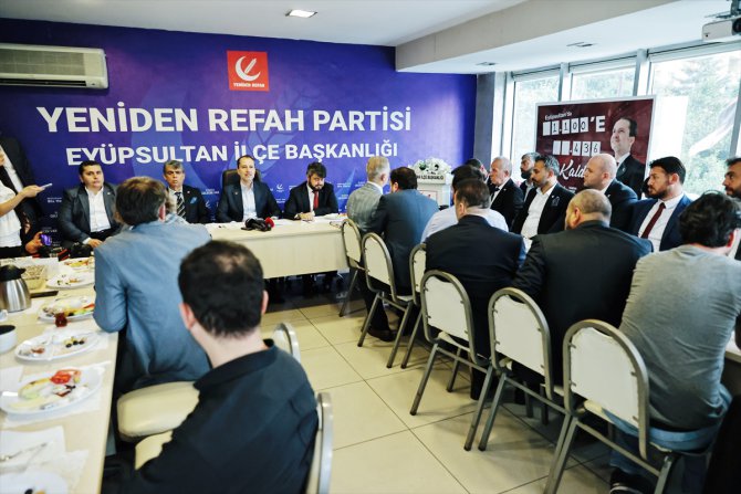 Yeniden Refah Partisi Genel Başkanı Erbakan, Eyüpsultan'da konuştu: