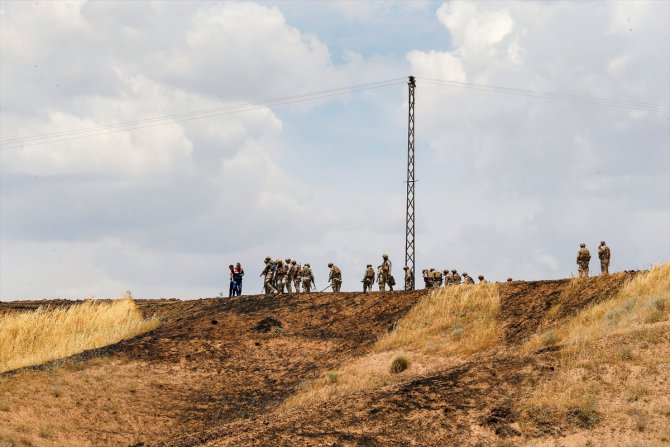 GÜNCELLEME 3 - Diyarbakır'da arazi anlaşmazlığı kavgasında 9 kişi öldü