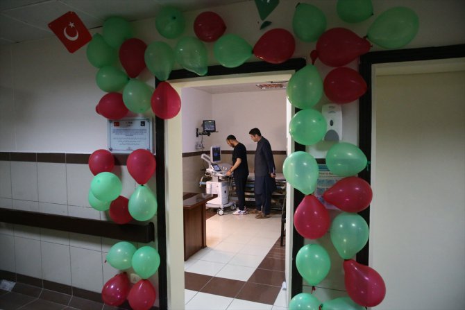 TİKA'dan Pakistan'da bir hastanenin çocuk kardiyoloji bölümüne ekipman desteği