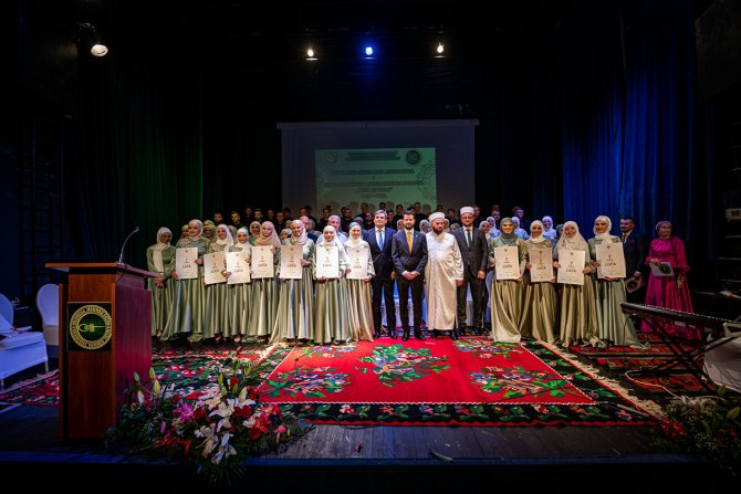 Karadağ'daki Mehmet Fatih Medresesi 12'nci dönem mezunlarını verdi