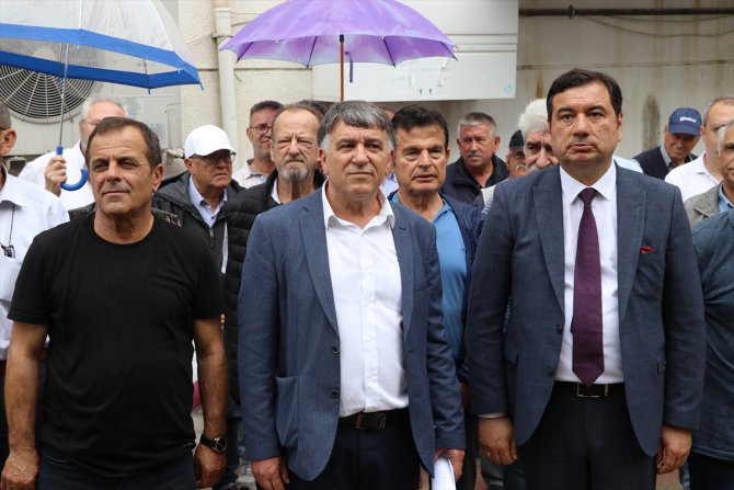 Edirne'de bir grup CHP'li basın açıklaması yaptı
