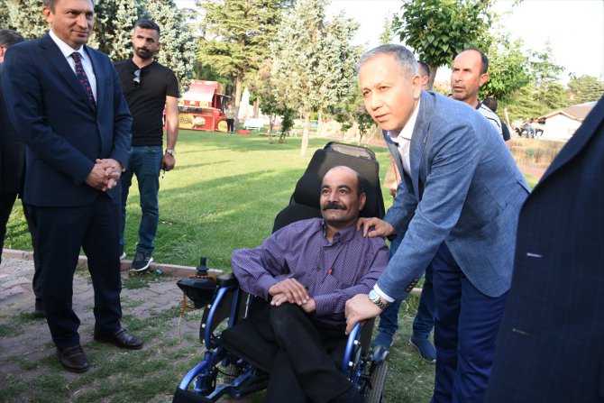 İçişleri Bakanı Yerlikaya, Malatya'da ziyaretlerde bulundu
