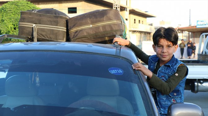 Suriye'den 102 Irak vatandaşı daha ülkelerine geri dönmek üzere yola çıktı