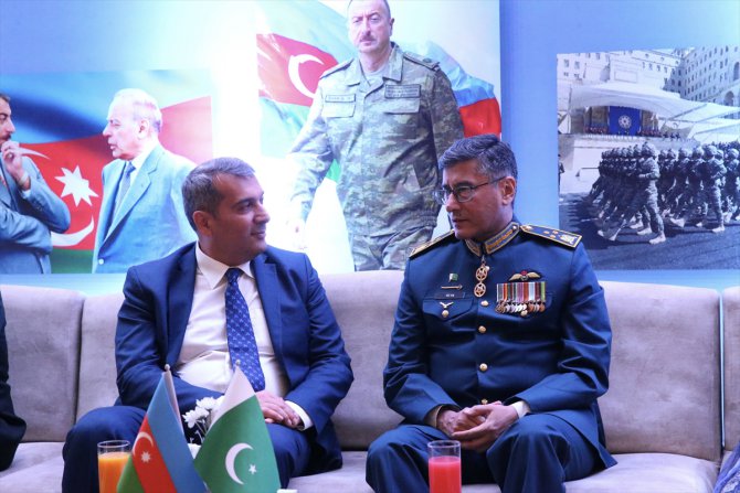 Azerbaycan Silahlı Kuvvetlerinin kuruluşunun 105. yılı Pakistan'da kutlandı