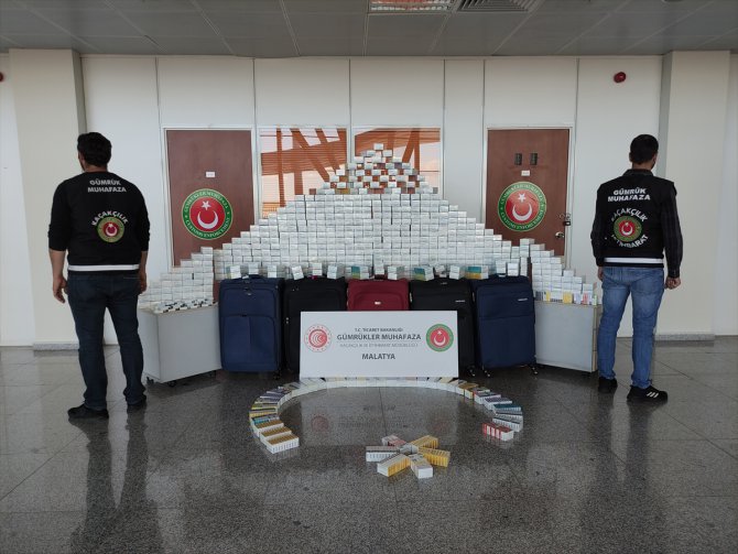 Gümrük Muhafaza ekipleri 6 bin 500 paket kaçak elektronik sigara tütününe el koydu