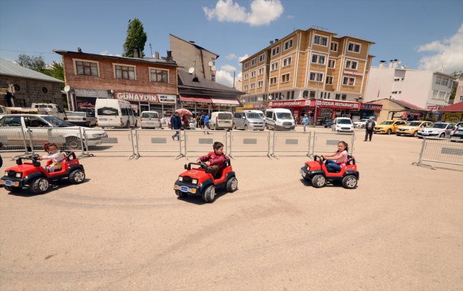 Jandarma Genel Komutanlığı ekipleri, Kars'ta bayram öncesi trafik eğitimi verdi
