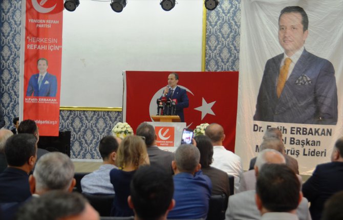 Yeniden Refah Partisi Genel Başkanı Erbakan, Kütahya'da konuştu: