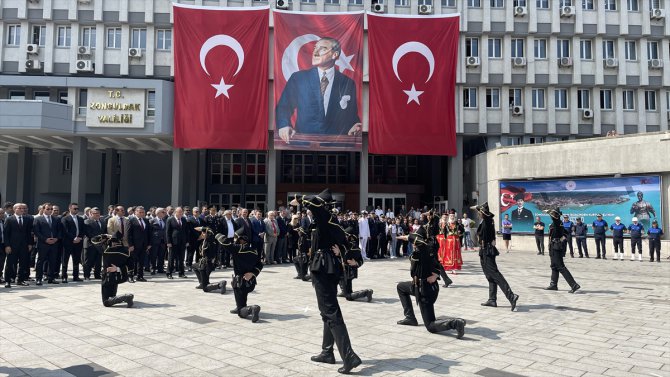 Zonguldak'ın kurtuluşunun 102. yıl dönümü kutlanırken Uzun Mehmet de anıldı
