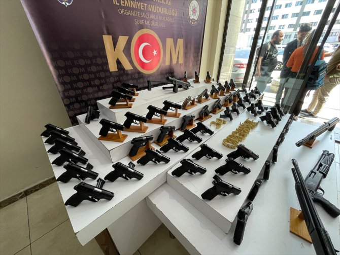 İstanbul merkezli kaçak silah imalatı operasyonunda 28 zanlı yakalandı