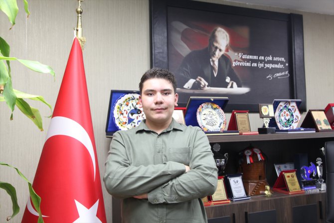 Bitlisli öğrenci Yusuf Arda Akyürek LGS'de 500 tam puan aldı