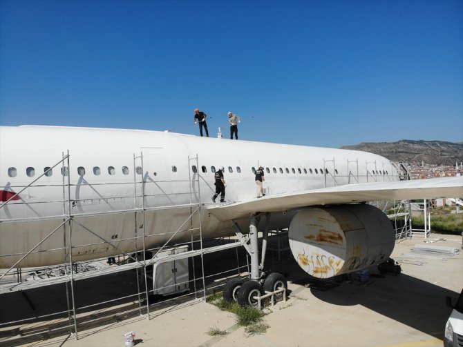 Çankırı'daki uçak kütüphane bakıma alındı